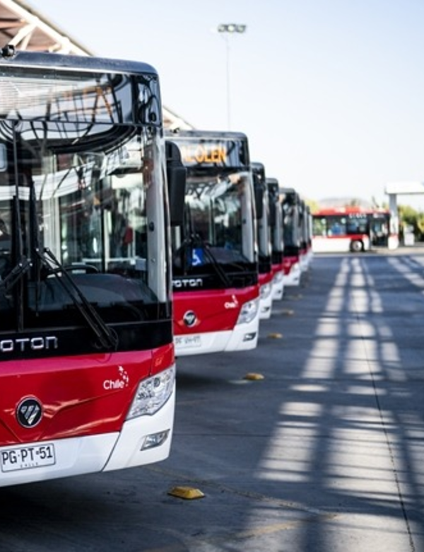 11120223 600x780